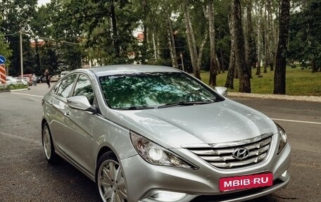 Hyundai Sonata VI, 2010 год, 1 600 028 рублей, 6 фотография