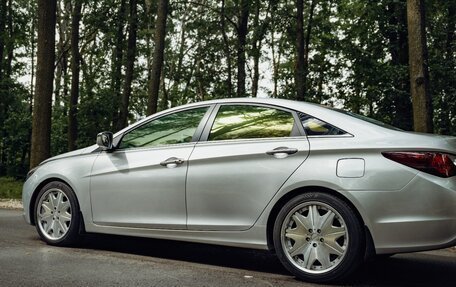 Hyundai Sonata VI, 2010 год, 1 600 028 рублей, 17 фотография