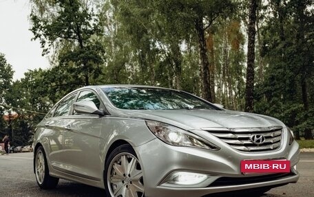 Hyundai Sonata VI, 2010 год, 1 600 028 рублей, 3 фотография