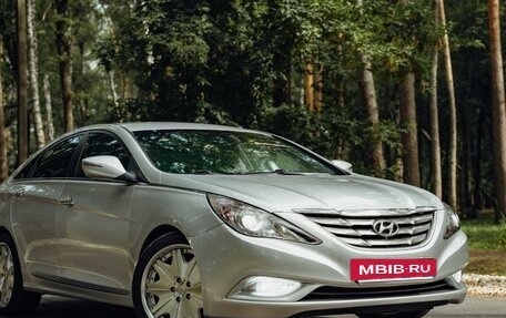 Hyundai Sonata VI, 2010 год, 1 600 028 рублей, 13 фотография