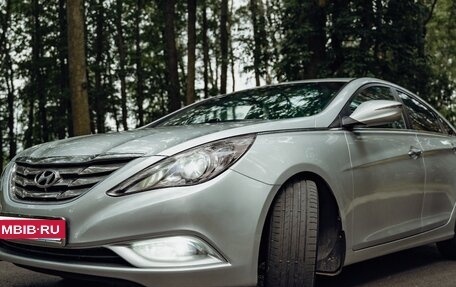 Hyundai Sonata VI, 2010 год, 1 600 028 рублей, 15 фотография