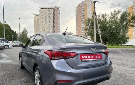 Hyundai Solaris II рестайлинг, 2017 год, 1 350 000 рублей, 3 фотография