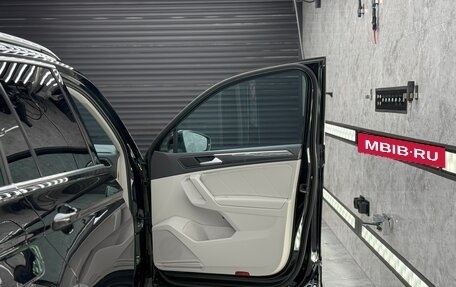 Volkswagen Tiguan II, 2019 год, 2 250 000 рублей, 37 фотография