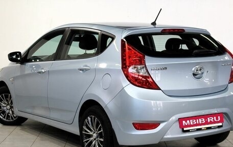 Hyundai Solaris II рестайлинг, 2013 год, 920 000 рублей, 7 фотография