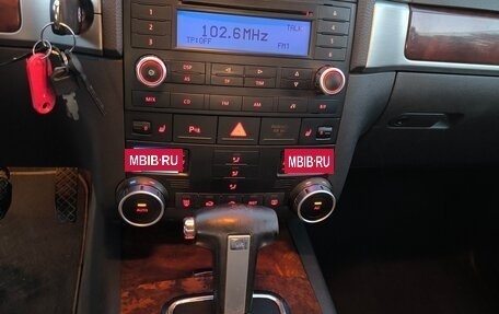 Volkswagen Touareg III, 2008 год, 1 125 000 рублей, 24 фотография