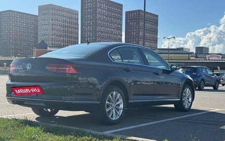 Volkswagen Passat B8 рестайлинг, 2018 год, 2 150 000 рублей, 4 фотография