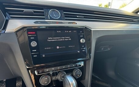 Volkswagen Passat B8 рестайлинг, 2018 год, 2 150 000 рублей, 13 фотография