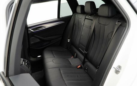 BMW 5 серия, 2019 год, 3 998 656 рублей, 10 фотография