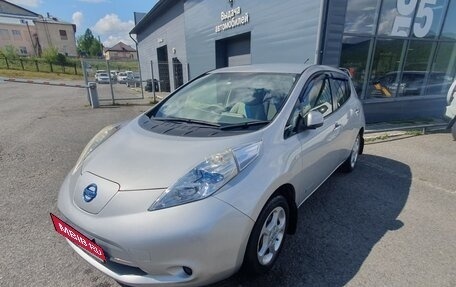Nissan Leaf I, 2011 год, 370 000 рублей, 1 фотография