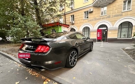 Ford Mustang VI рестайлинг, 2019 год, 3 600 000 рублей, 7 фотография