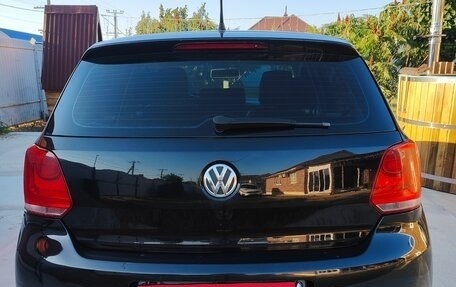Volkswagen Polo VI (EU Market), 2010 год, 600 000 рублей, 19 фотография