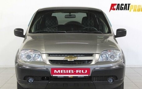 Chevrolet Niva I рестайлинг, 2017 год, 820 000 рублей, 2 фотография