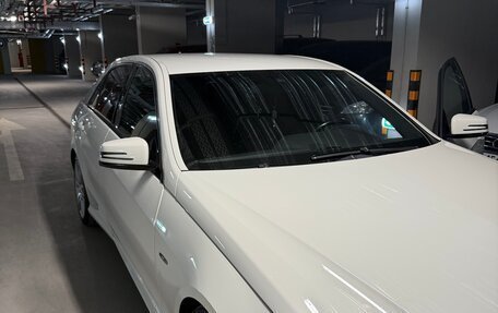 Mercedes-Benz E-Класс, 2011 год, 1 800 000 рублей, 28 фотография