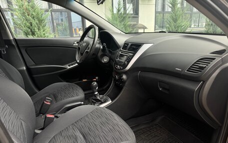 Hyundai Solaris II рестайлинг, 2015 год, 835 000 рублей, 9 фотография