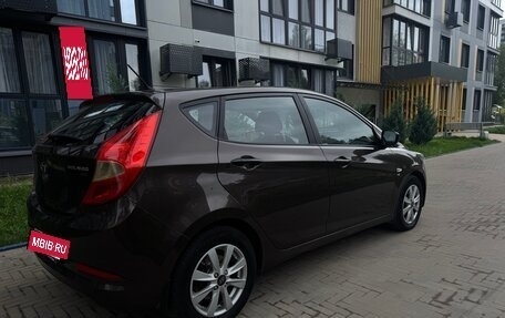Hyundai Solaris II рестайлинг, 2015 год, 835 000 рублей, 3 фотография
