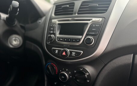 Hyundai Solaris II рестайлинг, 2015 год, 835 000 рублей, 12 фотография