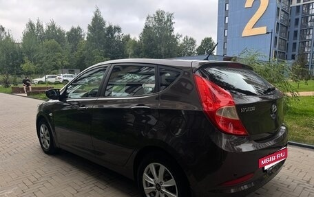 Hyundai Solaris II рестайлинг, 2015 год, 835 000 рублей, 4 фотография