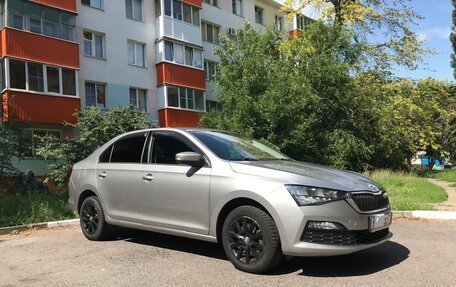 Skoda Rapid II, 2020 год, 1 800 000 рублей, 2 фотография