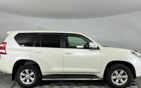 Toyota Land Cruiser Prado 150 рестайлинг 2, 2014 год, 2 579 000 рублей, 4 фотография