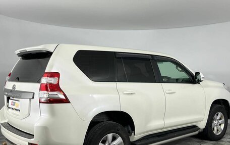 Toyota Land Cruiser Prado 150 рестайлинг 2, 2014 год, 2 579 000 рублей, 5 фотография