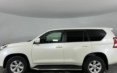 Toyota Land Cruiser Prado 150 рестайлинг 2, 2014 год, 2 579 000 рублей, 8 фотография