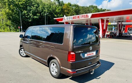 Volkswagen Caravelle T6 рестайлинг, 2018 год, 3 700 000 рублей, 2 фотография