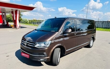 Volkswagen Caravelle T6 рестайлинг, 2018 год, 3 700 000 рублей, 1 фотография