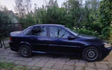 Opel Vectra B рестайлинг, 1999 год, 200 000 рублей, 4 фотография
