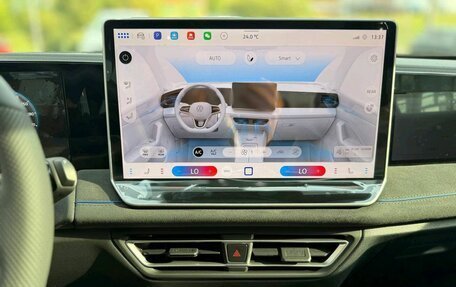 Volkswagen Tiguan, 2025 год, 4 650 000 рублей, 17 фотография