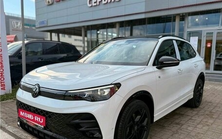 Volkswagen Tiguan, 2025 год, 4 650 000 рублей, 2 фотография