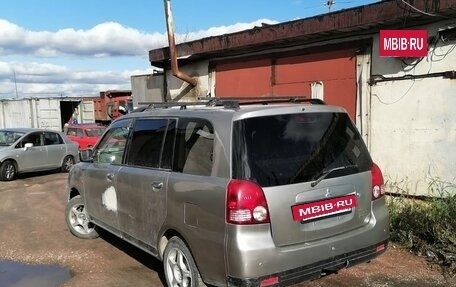 Mitsubishi Dion I рестайлинг, 2000 год, 380 000 рублей, 2 фотография