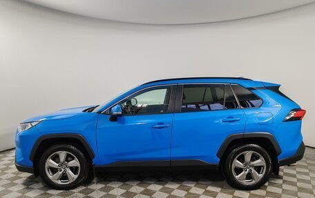 Toyota RAV4, 2020 год, 2 555 000 рублей, 8 фотография