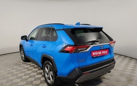 Toyota RAV4, 2020 год, 2 555 000 рублей, 7 фотография