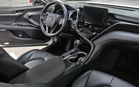 Toyota Camry, 2022 год, 2 649 000 рублей, 9 фотография