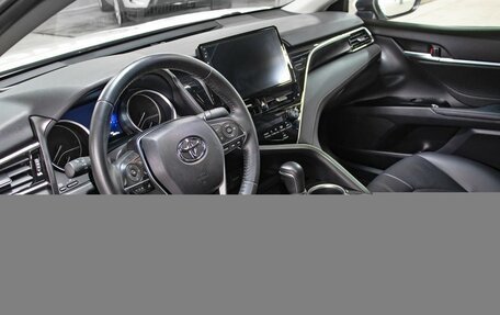 Toyota Camry, 2022 год, 2 649 000 рублей, 13 фотография