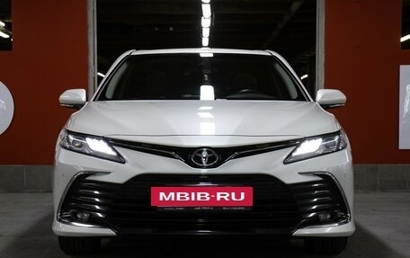 Toyota Camry, 2022 год, 2 649 000 рублей, 2 фотография
