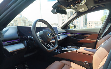 BMW 5 серия, 2023 год, 7 750 000 рублей, 16 фотография
