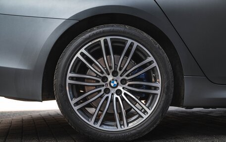 BMW 5 серия, 2018 год, 4 800 000 рублей, 40 фотография