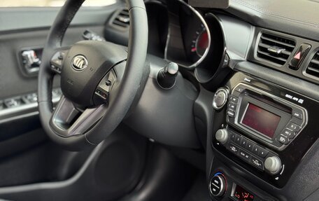 KIA Rio III рестайлинг, 2013 год, 865 000 рублей, 17 фотография