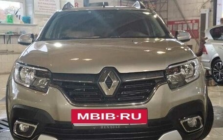 Renault Sandero II рестайлинг, 2020 год, 1 250 000 рублей, 2 фотография