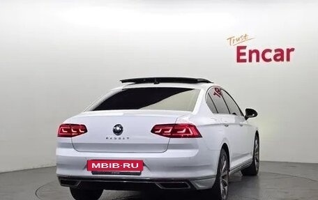 Volkswagen Passat B8 рестайлинг, 2022 год, 2 578 035 рублей, 9 фотография