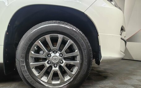 Toyota Land Cruiser Prado 150 рестайлинг 2, 2019 год, 4 699 900 рублей, 9 фотография