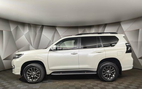 Toyota Land Cruiser Prado 150 рестайлинг 2, 2019 год, 4 699 900 рублей, 5 фотография