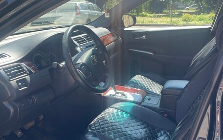 Toyota Camry, 2013 год, 1 700 000 рублей, 9 фотография