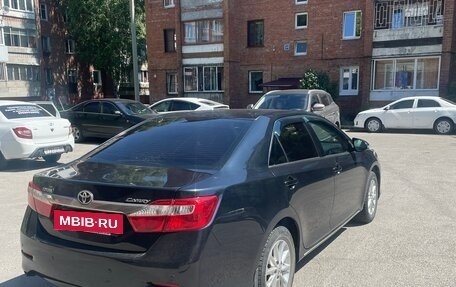 Toyota Camry, 2013 год, 1 700 000 рублей, 5 фотография
