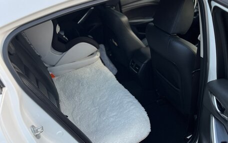Mazda 6, 2015 год, 2 000 000 рублей, 8 фотография