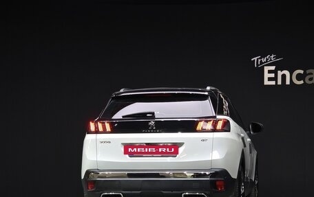 Peugeot 3008 II, 2022 год, 1 950 469 рублей, 4 фотография