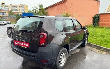 Renault Duster I рестайлинг, 2017 год, 1 122 000 рублей, 4 фотография