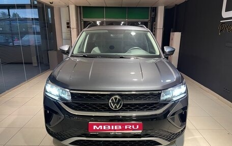 Volkswagen Taos, 2021 год, 2 390 000 рублей, 1 фотография