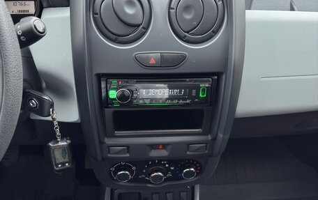 Renault Duster I рестайлинг, 2017 год, 1 122 000 рублей, 12 фотография